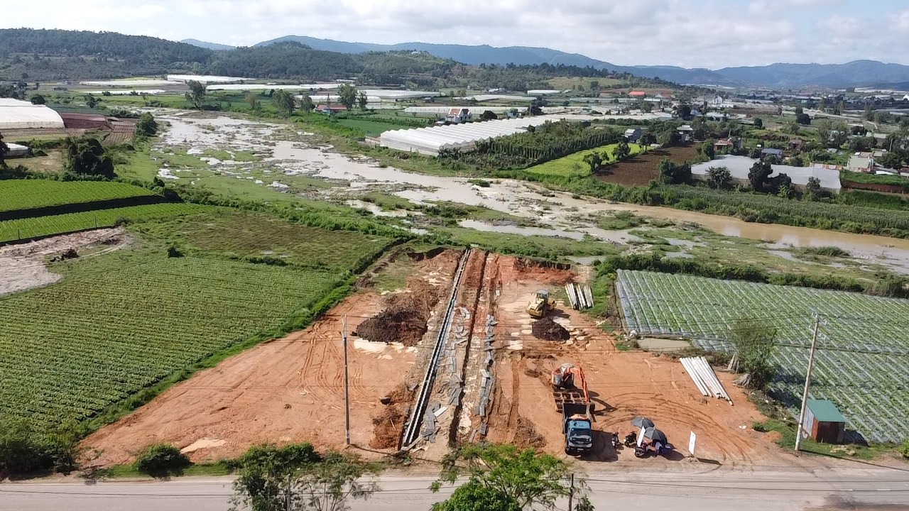 dat-gan-cau-ong-thieu-lam-dong