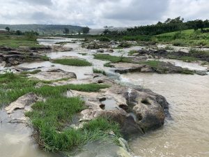 mua-dat-nghi-duong-gan-da-lat