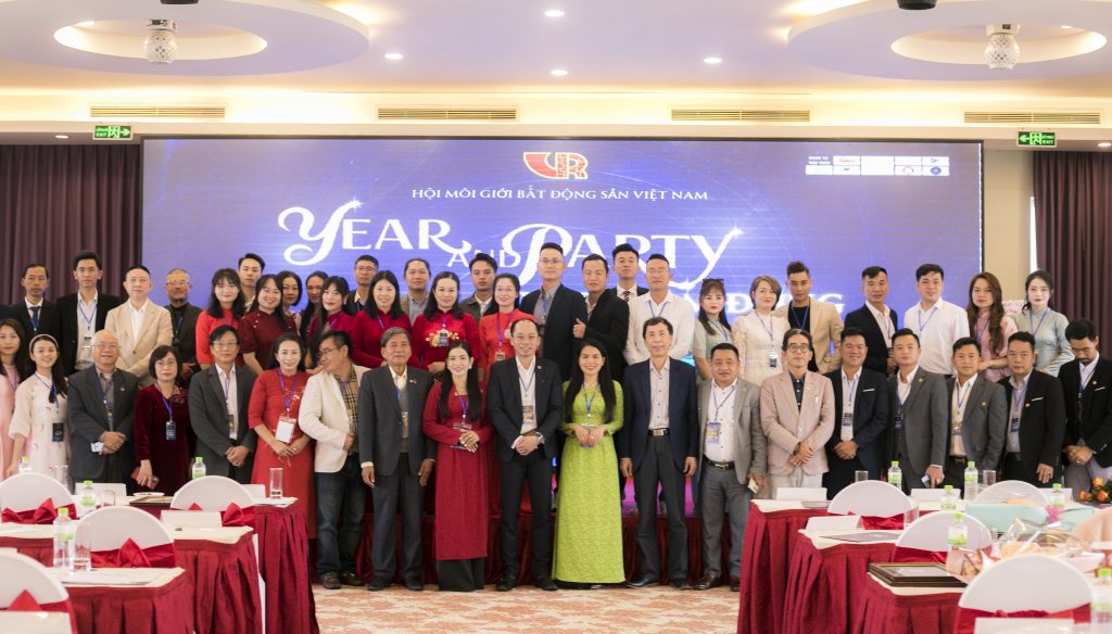 Địa Ốc Tín Đức