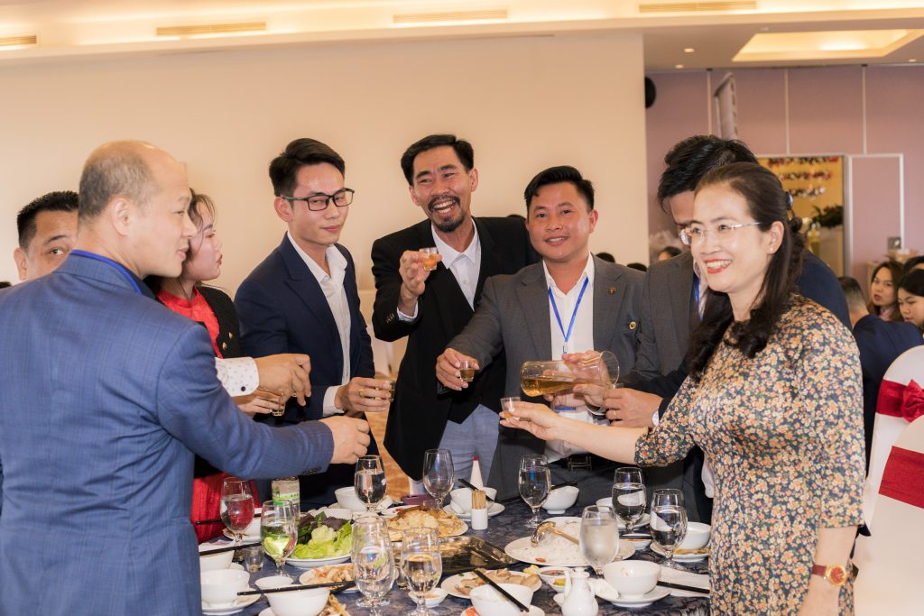 Địa Ốc Tín Đức